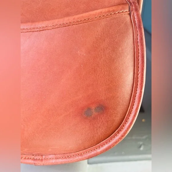 AUTHENTICATED Coach Brown Leather Crossbody Bag - Picture 7 of 13